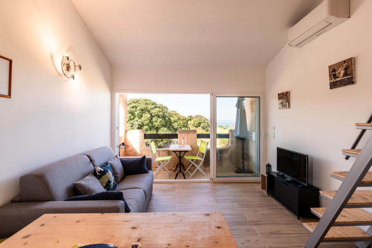 Ambroggio - Grand Studio Avec Mezzanine - Vue Mer Lumio  Exterior photo